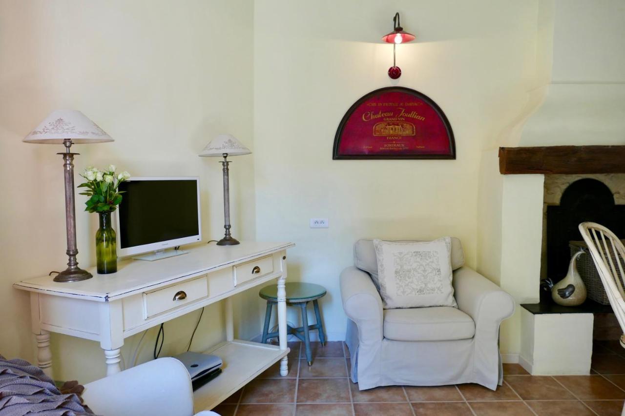 Sainte-Helene Chambres D'Hotes & Appartement Olonzac Экстерьер фото